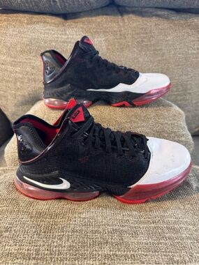 Nike LeBron 19 Low Bred Men's Shoes #DH1270-001 Size 11